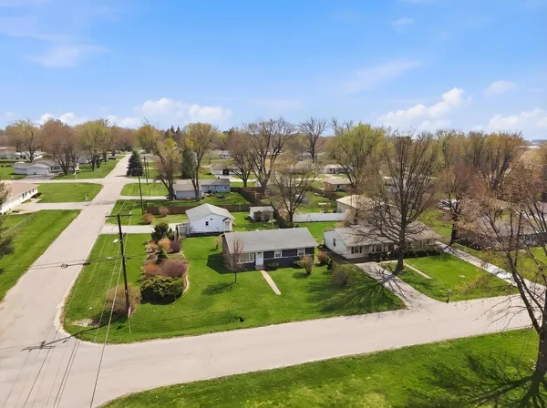 $179,900 | 200 Ramona Avenue, Rochelle, IL 61068