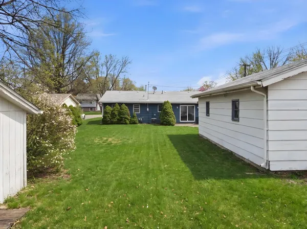 $179,900 | 200 Ramona Avenue, Rochelle, IL 61068