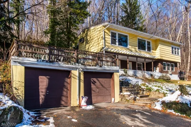 $3,400 | 22 Bott Lane, Montville, NJ 07082