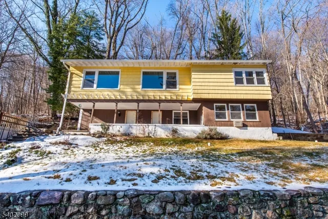 $3,400 | 22 Bott Lane, Montville, NJ 07082