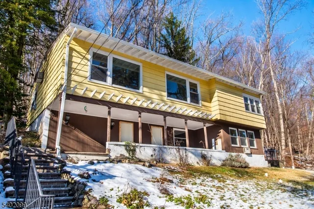 $3,400 | 22 Bott Lane, Montville, NJ 07082