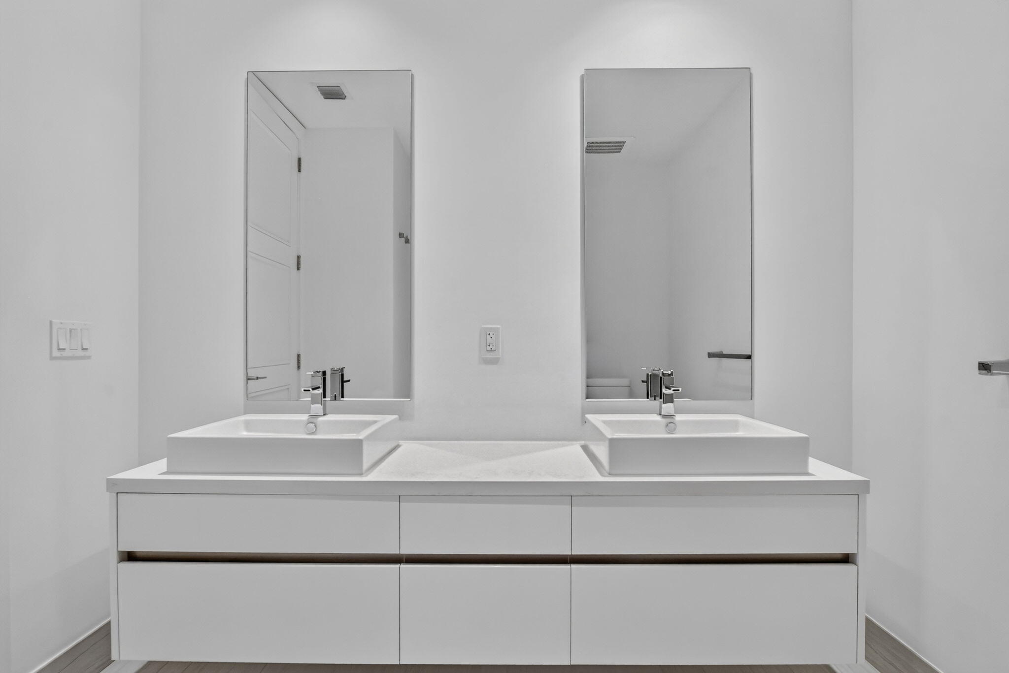 155 East Boca Raton Road, Unit 1019 Boca Raton, FL 33432 - Photo 21 of 55 21-web-or-mls-DSC_5478