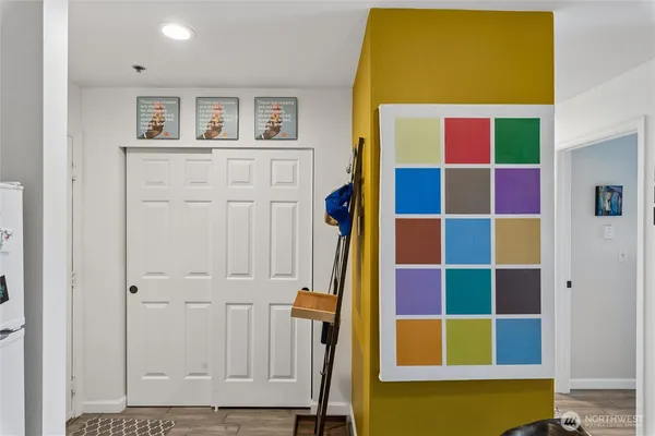 $2,850 | 2354 Yale Ave. E., Unit 302, Seattle, WA 98102