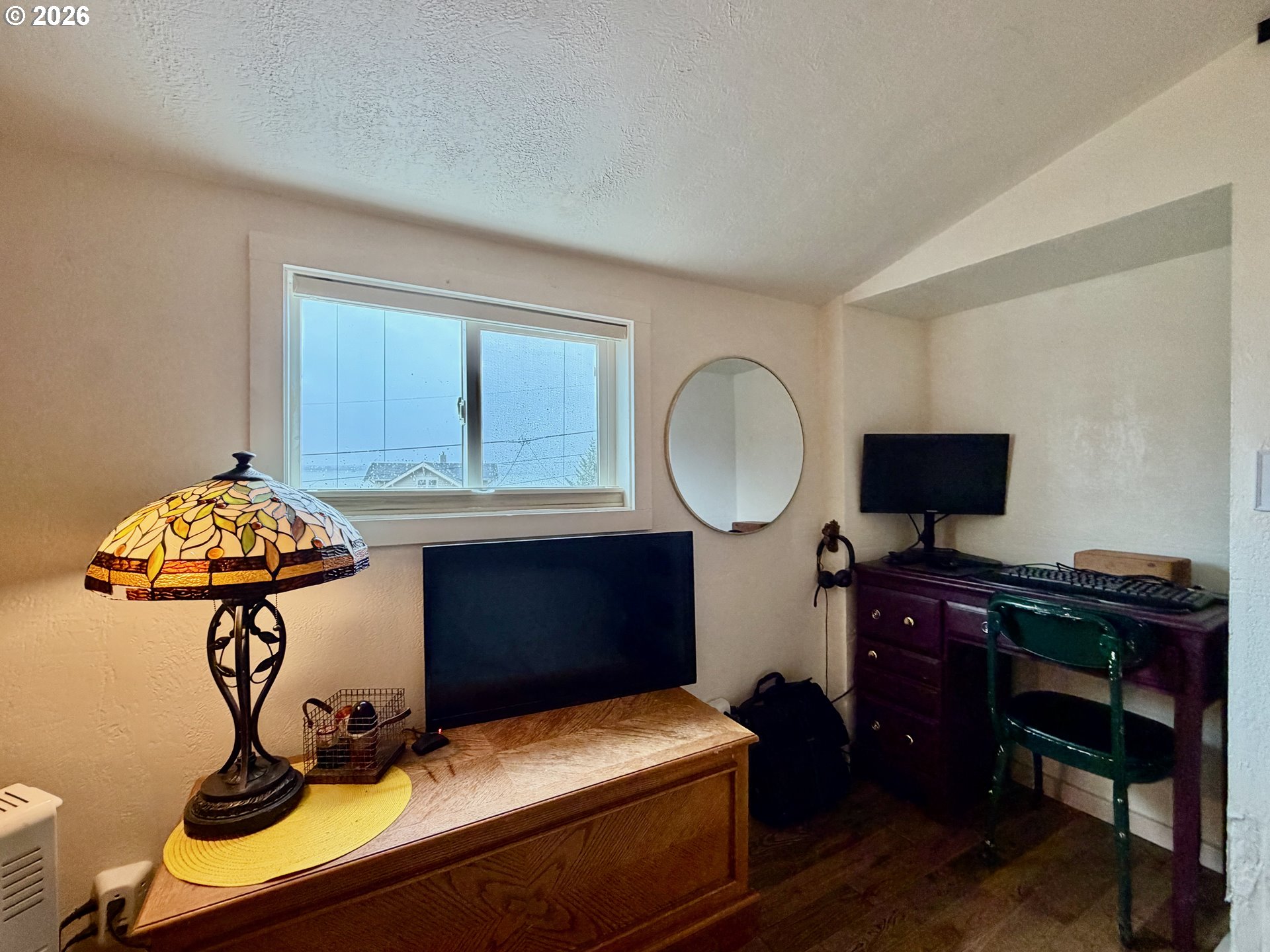 589 Rivington Street Astoria, OR 97103 - Photo 15 of 39 2nd Residence