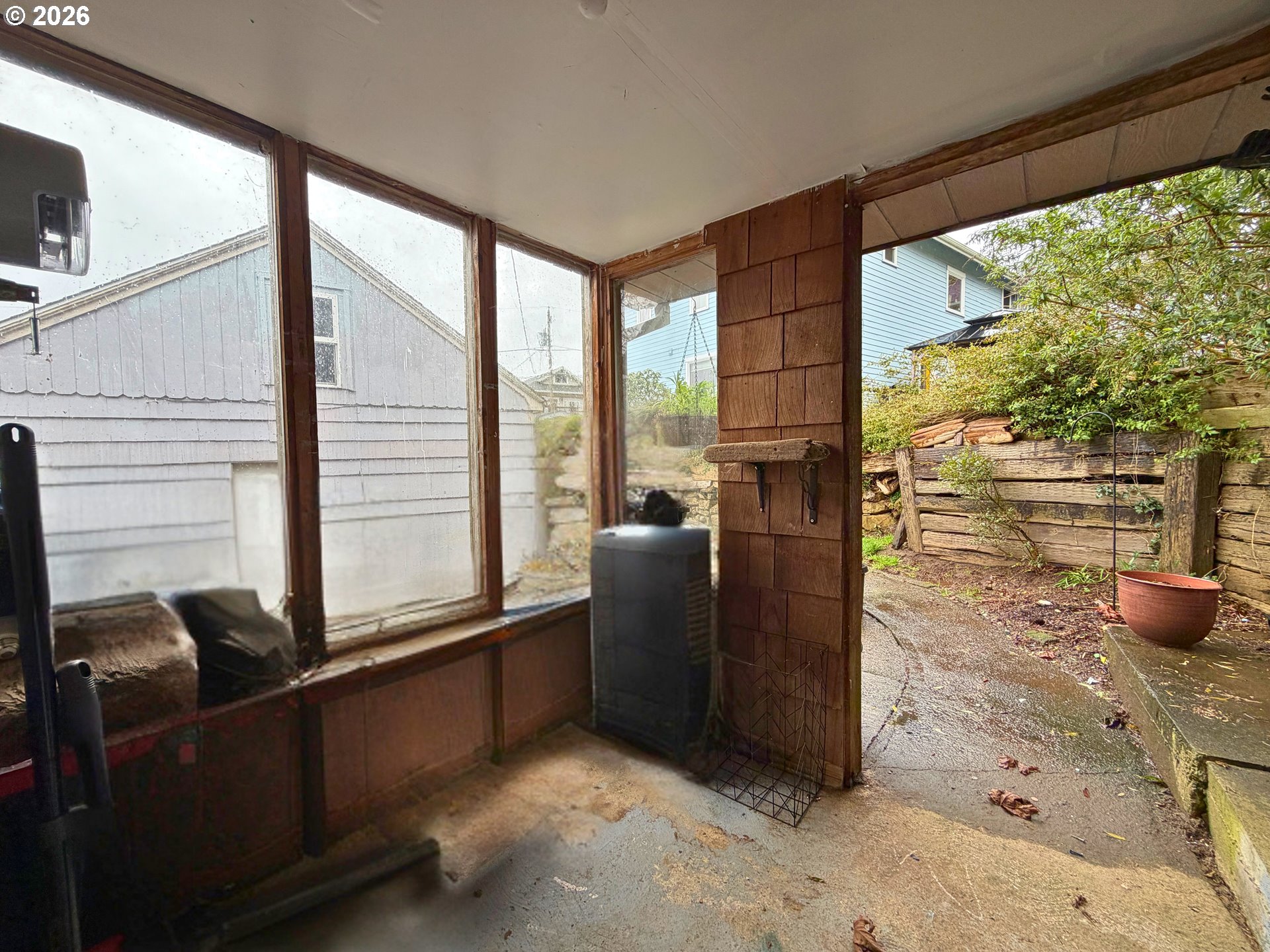 589 Rivington Street Astoria, OR 97103 - Photo 17 of 39 2nd Residence