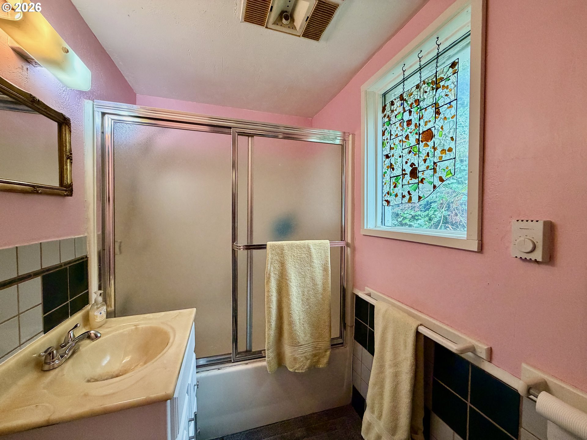 589 Rivington Street Astoria, OR 97103 - Photo 10 of 39 2nd Residence