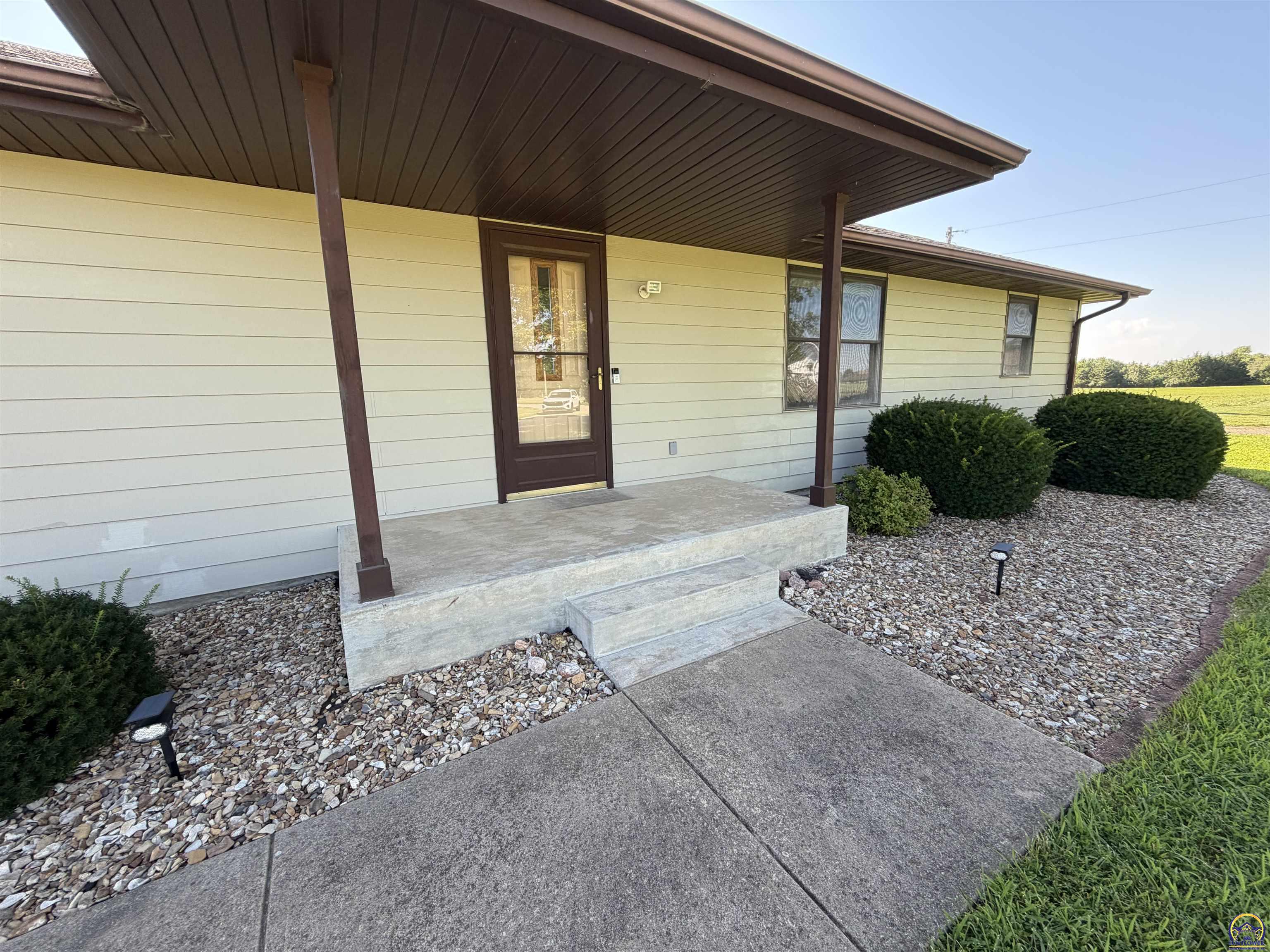 6130 Northeast Shaffer Road Topeka, KS 66617 - Photo 2 of 40