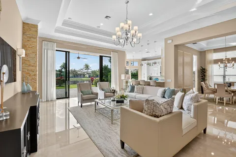 $1,899,000 | 8365 Hawks Gully Avenue, Delray Beach, FL 33446