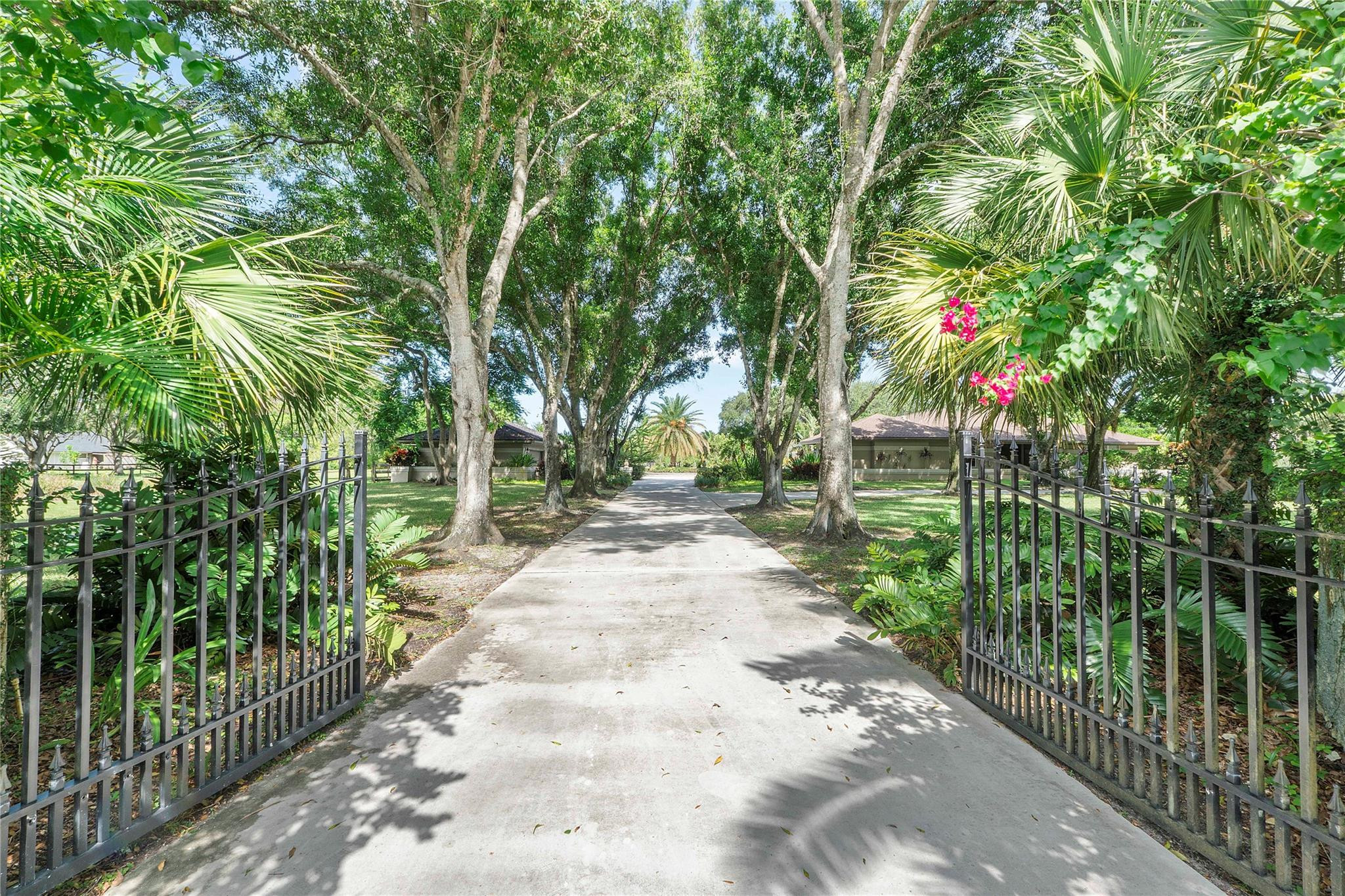 21798 Cartagena Drive Boca Raton, FL 33428 - Photo 6 of 70 Photo 6