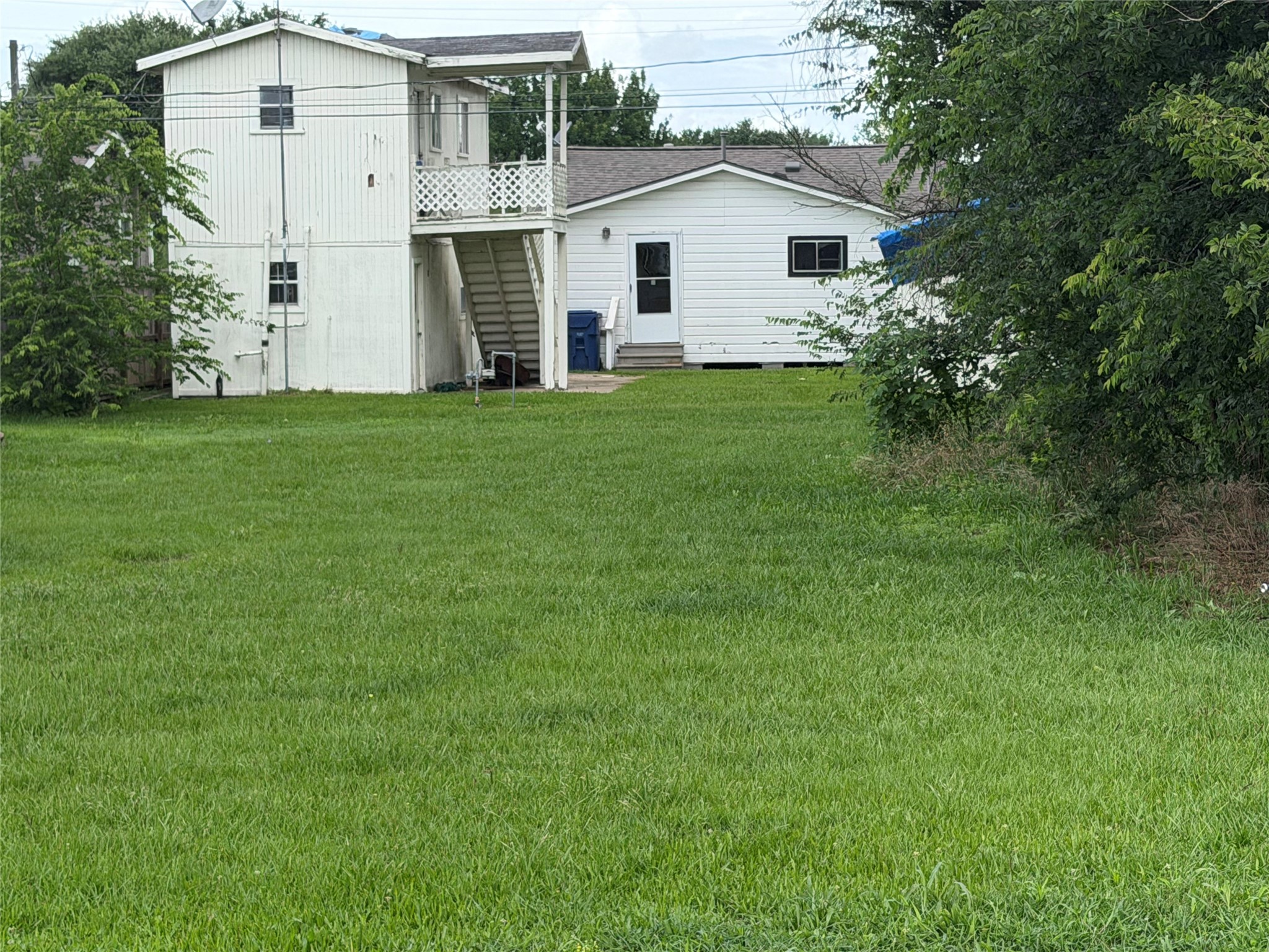 Lot 16 Gin Road Kendleton, TX 77417 - Photo 4 of 8 a view of a backyard of the house