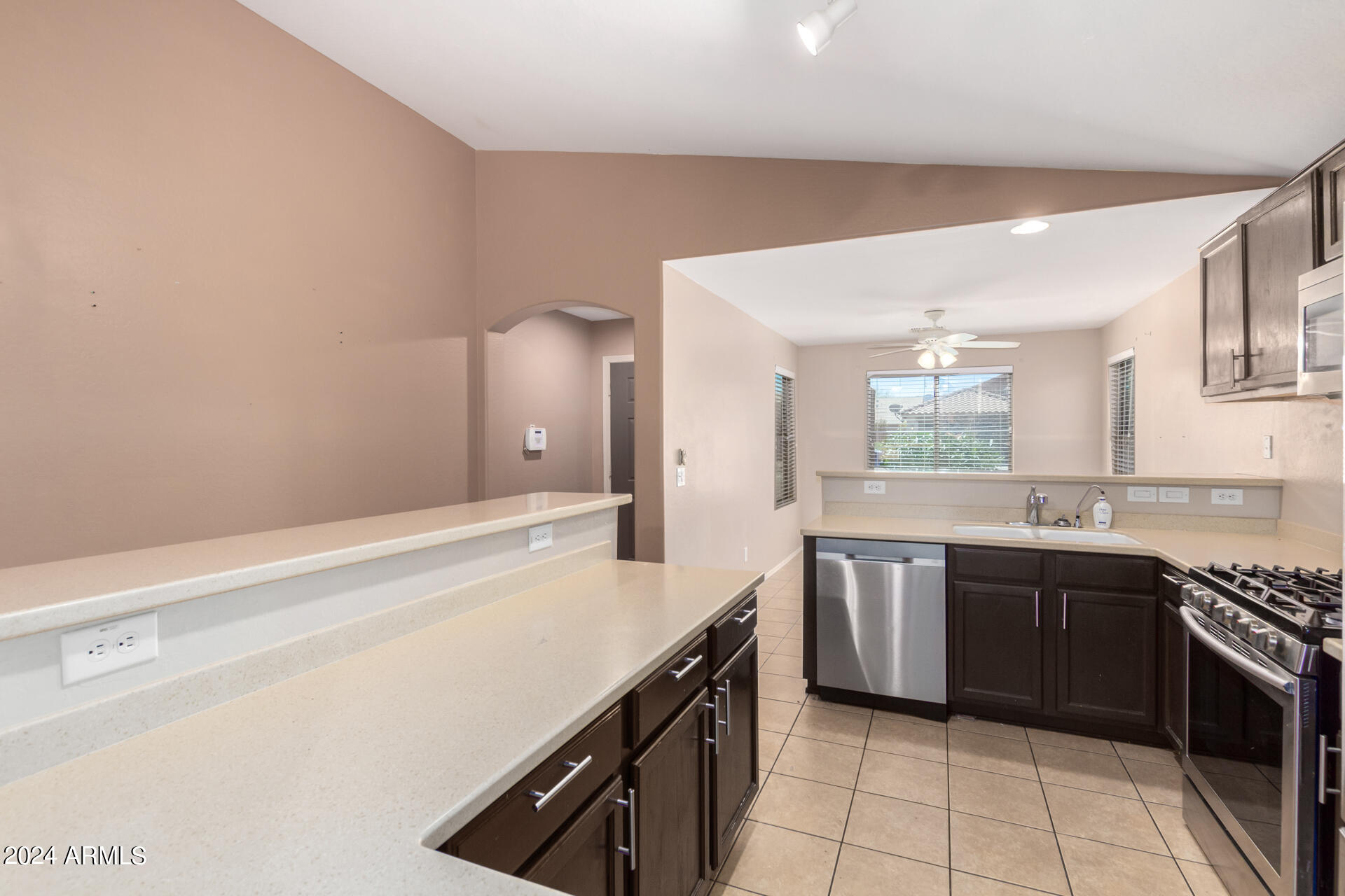 4636 West Carson Road Laveen, AZ 85339 - Photo 10 of 32 09 - Carson