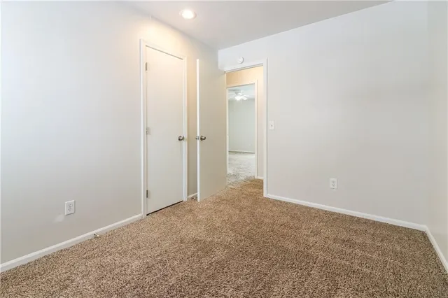 $2,415 | 15209 South Seminole Drive, Olathe, KS 66062