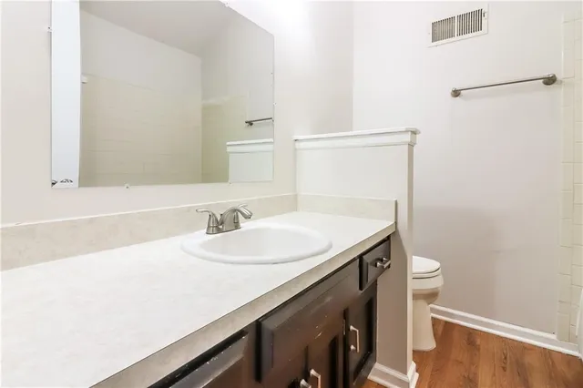 $2,415 | 15209 South Seminole Drive, Olathe, KS 66062