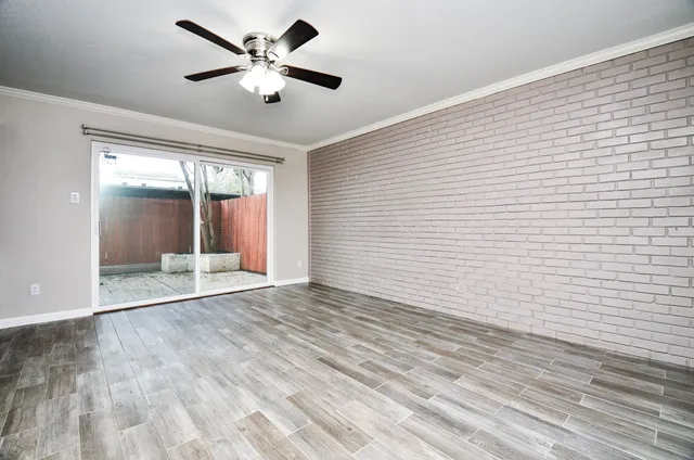 $285,000 | 13074 Trail Hollow Drive, Unit 3074, Houston, TX 77079