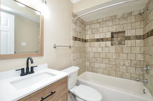 $285,000 | 13074 Trail Hollow Drive, Unit 3074, Houston, TX 77079