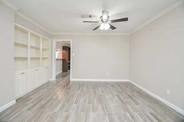 $285,000 | 13074 Trail Hollow Drive, Unit 3074, Houston, TX 77079