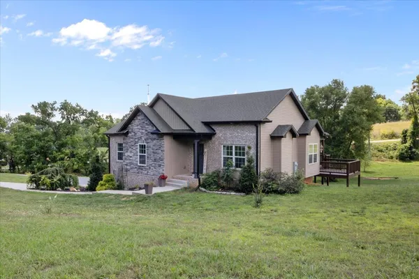 $488,000 | 180 Alonzo Place, Cunningham, TN 37052