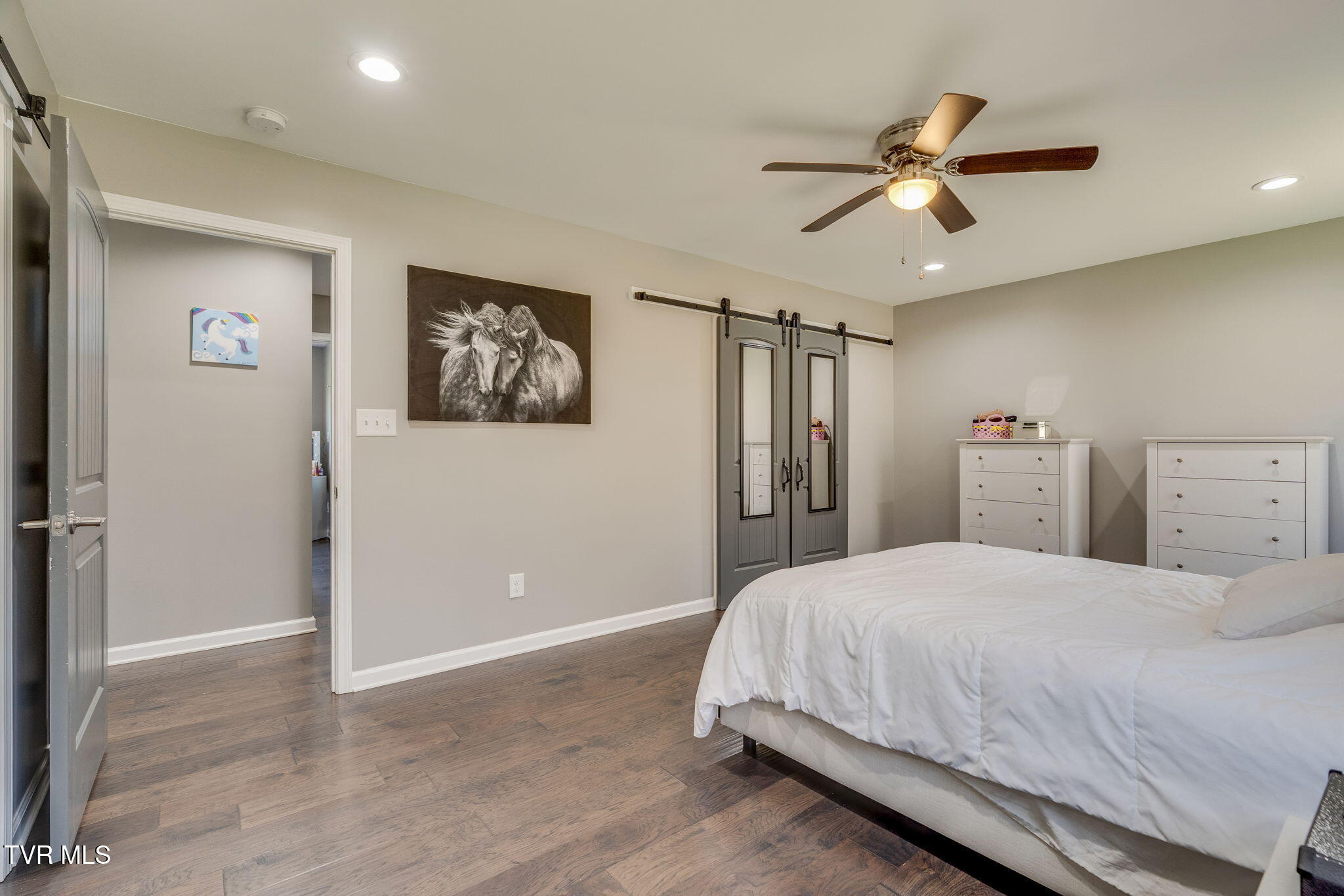 861 Cedar Branch Road Kingsport, TN 37664 - Photo 18 of 41 015