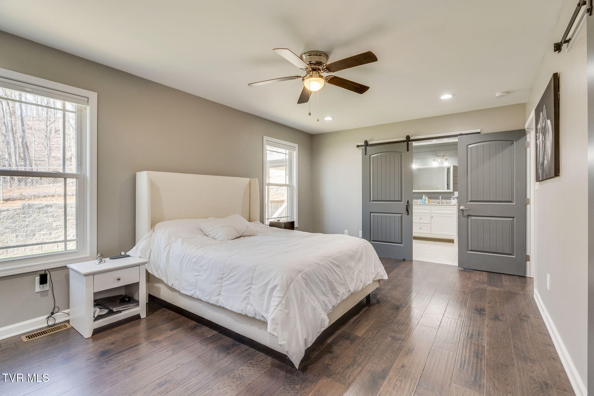 861 Cedar Branch Road Kingsport, TN 37664 - Photo 19 of 41 016