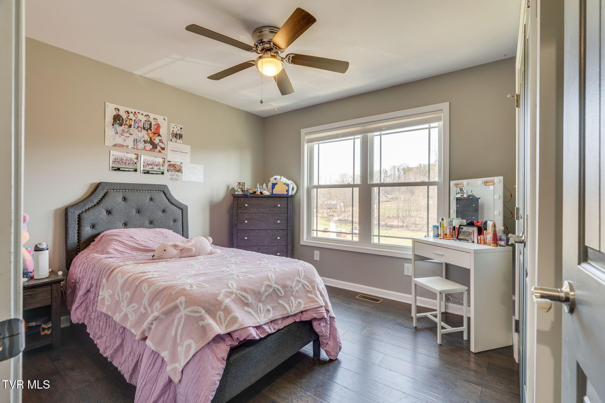 861 Cedar Branch Road Kingsport, TN 37664 - Photo 25 of 41 022