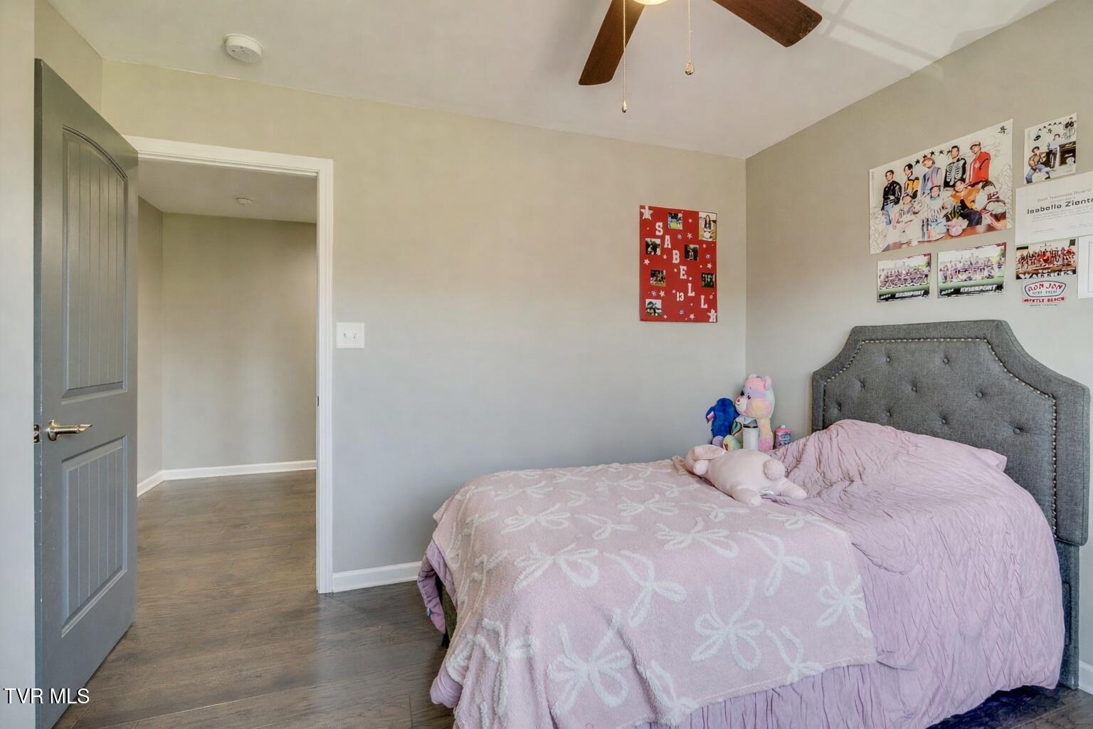 861 Cedar Branch Road Kingsport, TN 37664 - Photo 26 of 41 23