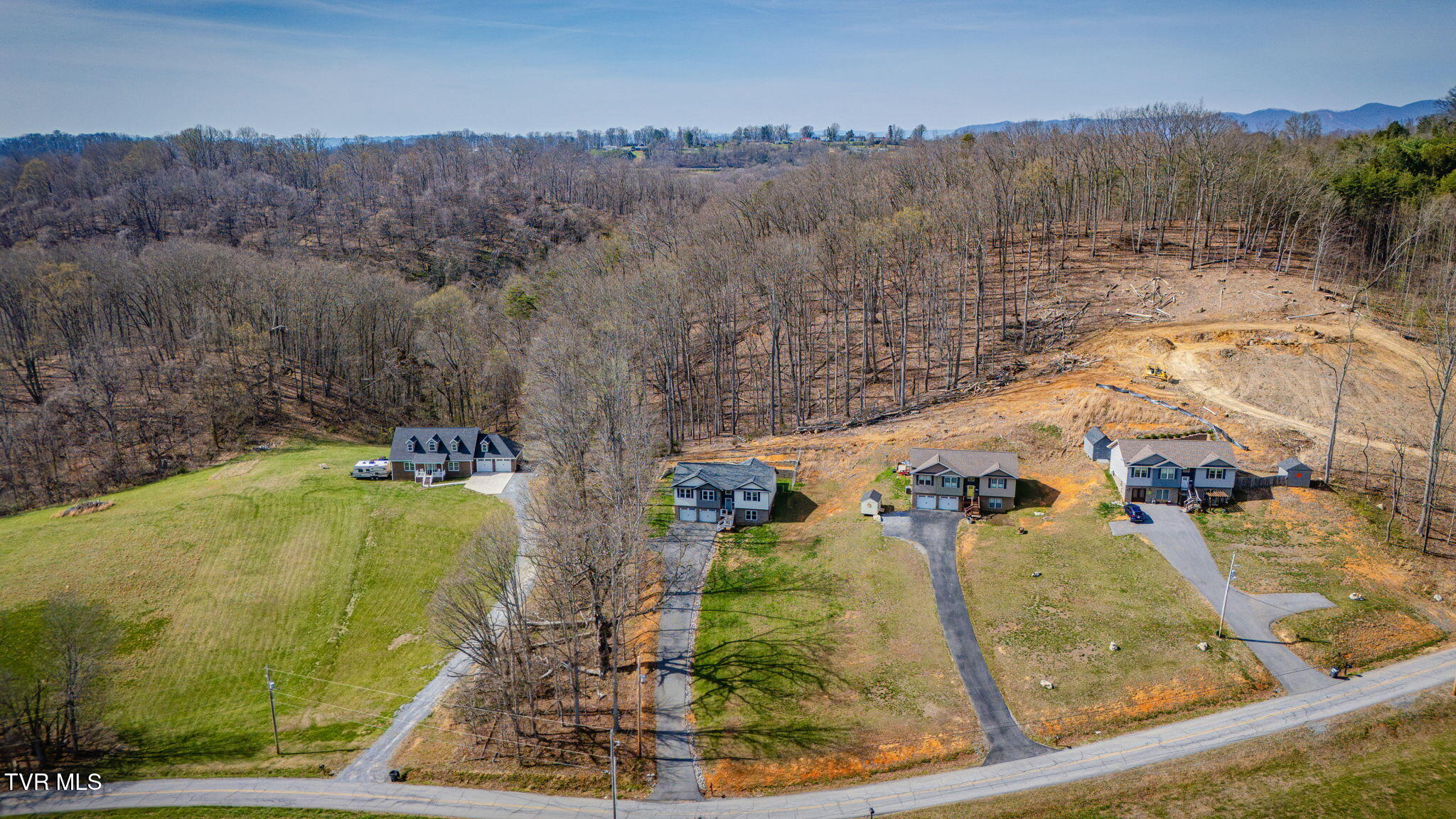 861 Cedar Branch Road Kingsport, TN 37664 - Photo 6 of 41 103