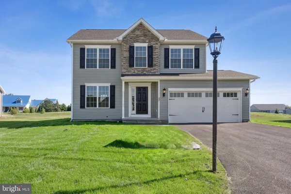 $396,900 | 24 Shawl Drive, Hanover, PA 17331
