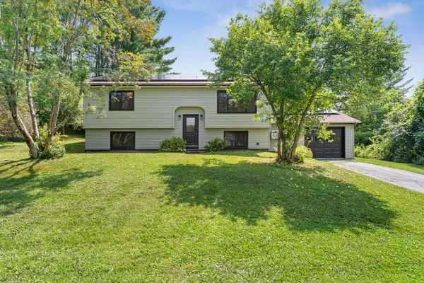 $445,000 | 15 Spring Hollow Lane, Barre Town, VT 05641