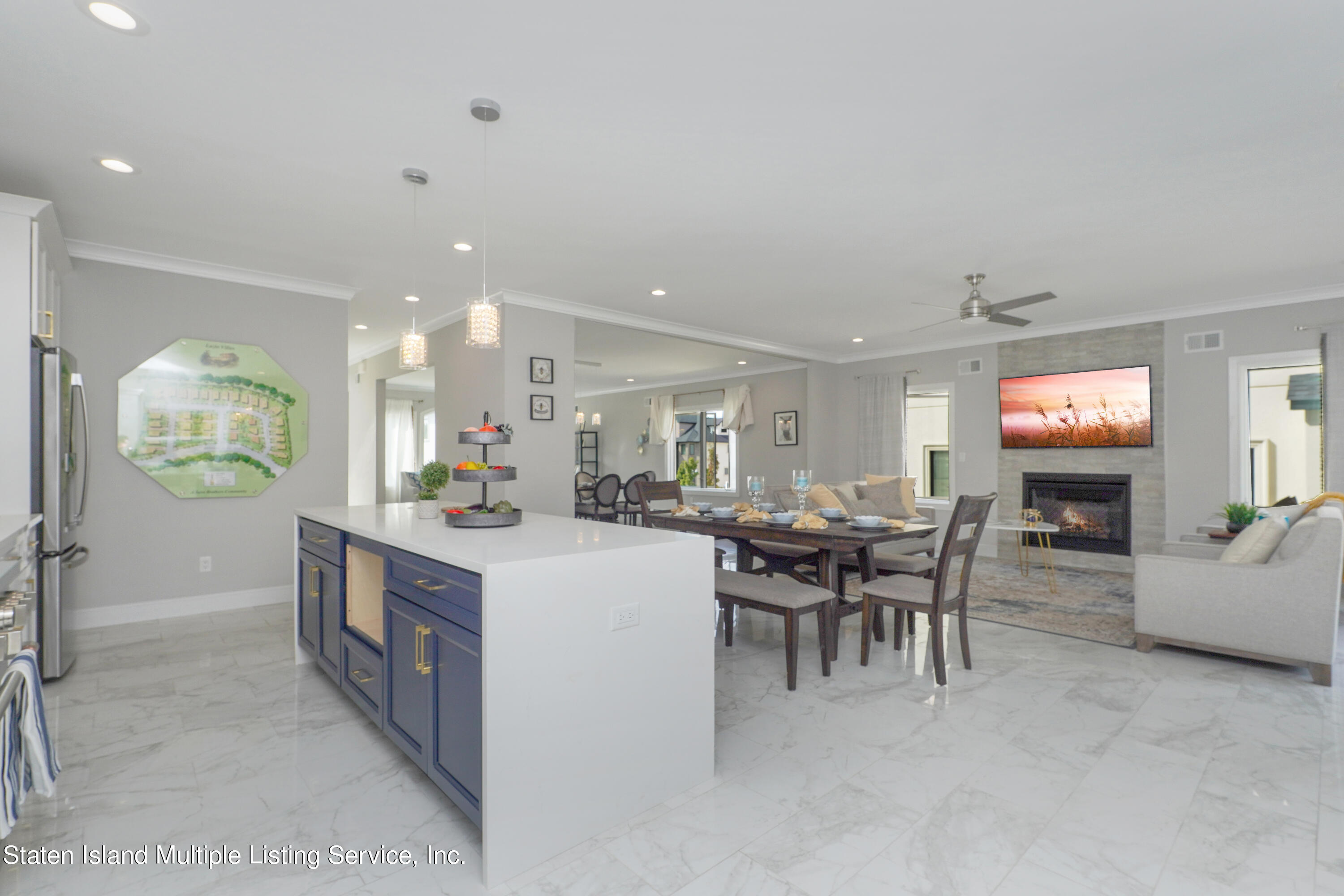 21 Torrice Loop Staten Island, NY 10309 - Photo 11 of 51 Photo Jan 04 2019, 4 40 23 PM (1)