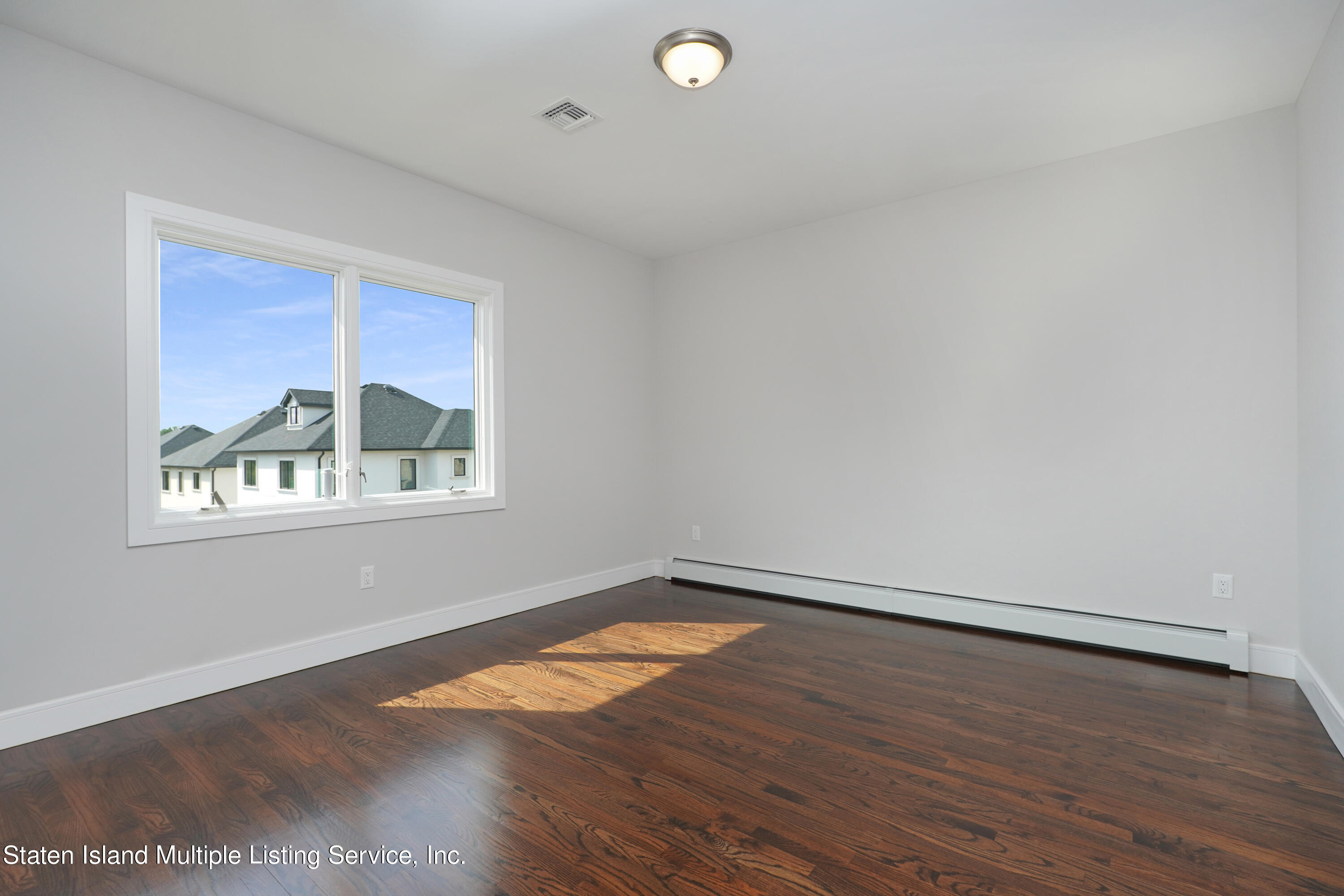 21 Torrice Loop Staten Island, NY 10309 - Photo 20 of 51 Photo Jan 04 2019, 4 44 22 PM (2)