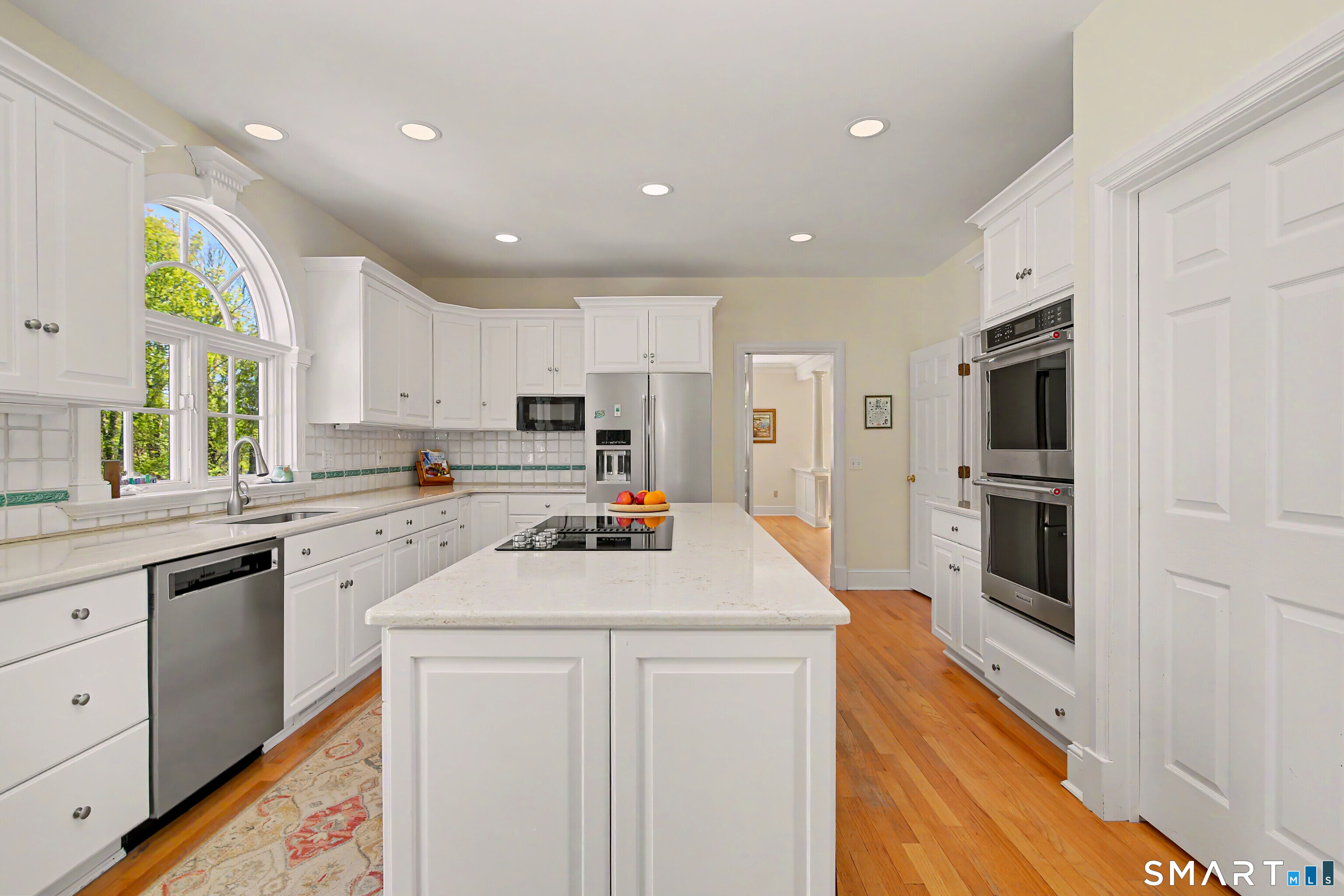 7 Jeremiah Sanford Road Redding, CT 06896 - Photo 11 of 40 All new Kitchen Aid stainless steel appliances and quartz countertops