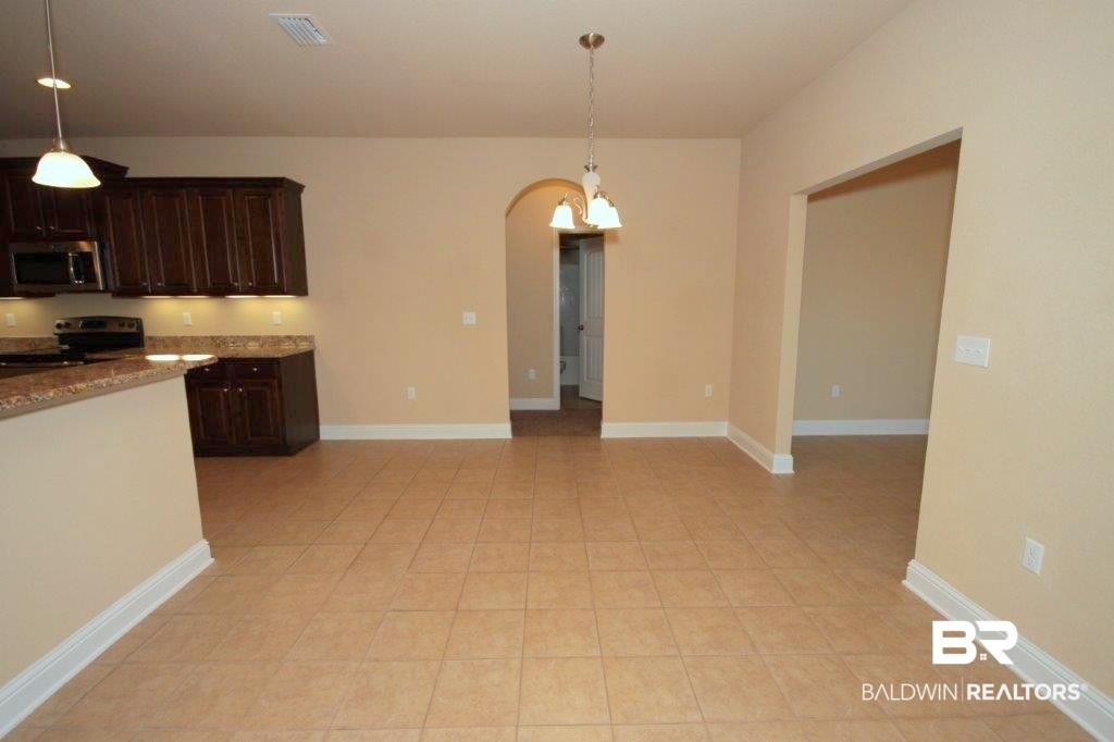 9801 Cumbria Drive Daphne, AL 36526 - Photo 22 of 41 Breakfast Area