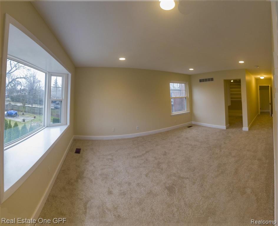 1210 Yorkshire Road Grosse Pointe Park, MI 48230 - Photo 14 of 37