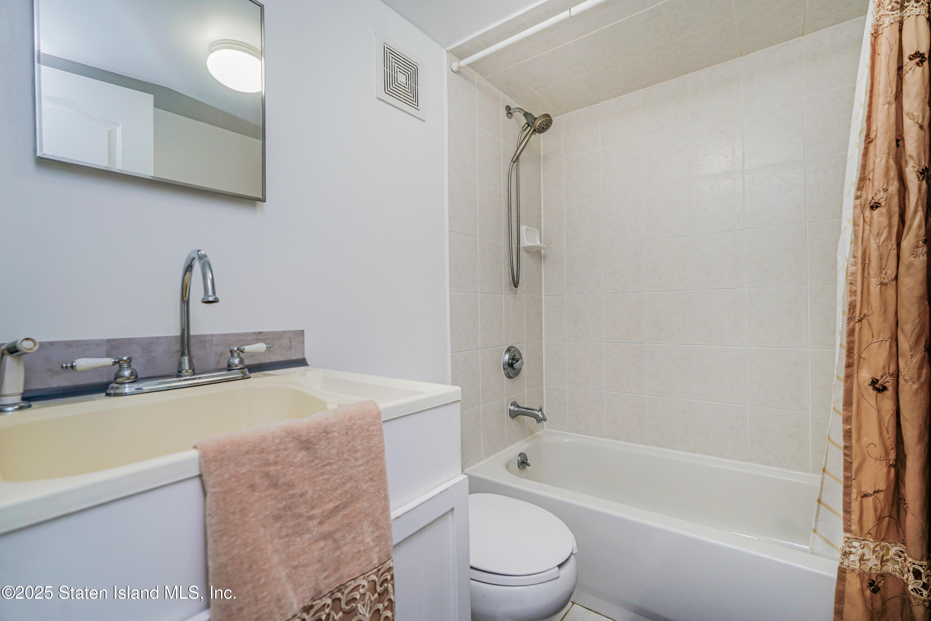 15 Knight Loop Staten Island, NY 10306 - Photo 23 of 30 Knight 11