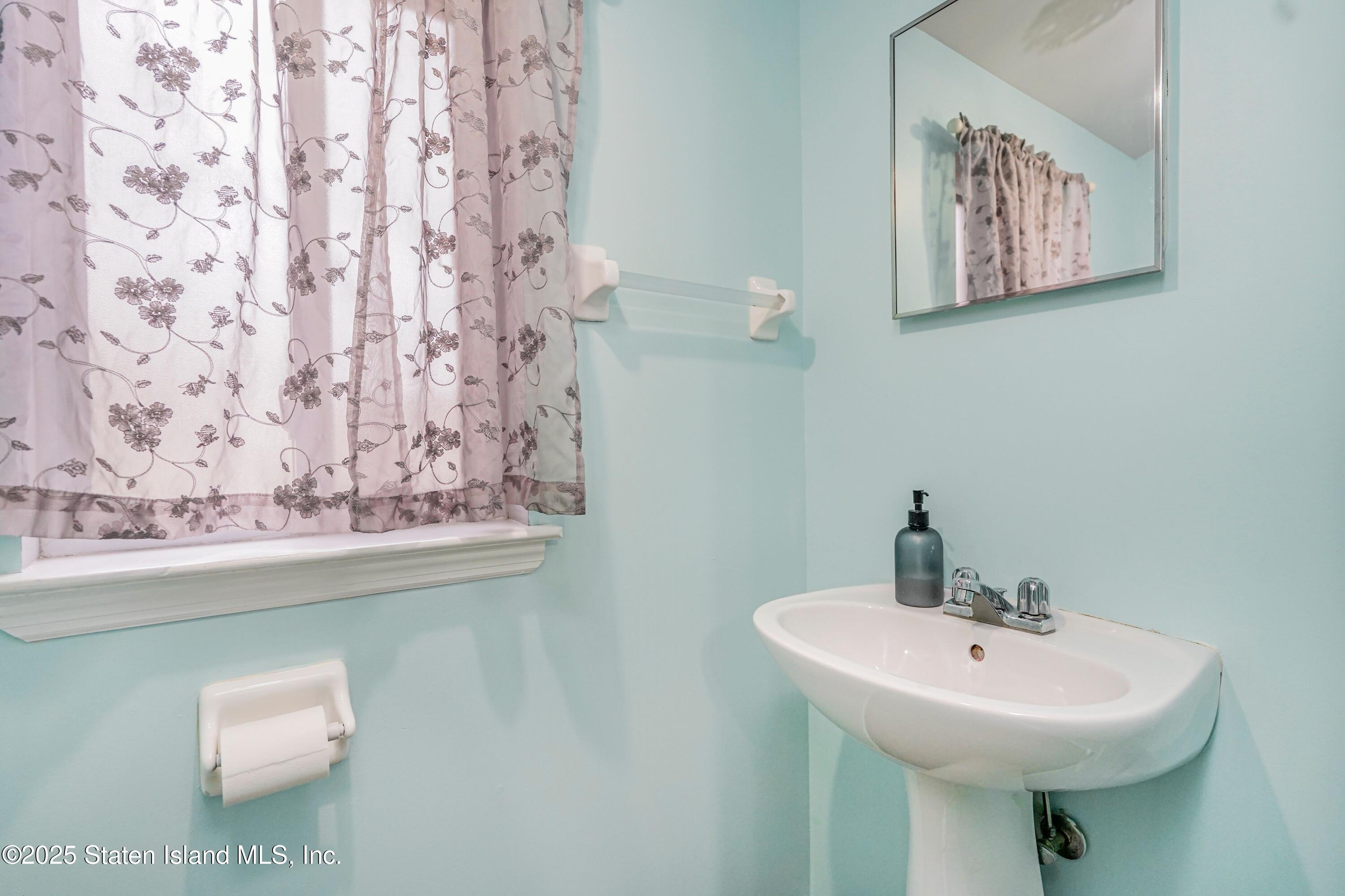 15 Knight Loop Staten Island, NY 10306 - Photo 24 of 30 Knight 23