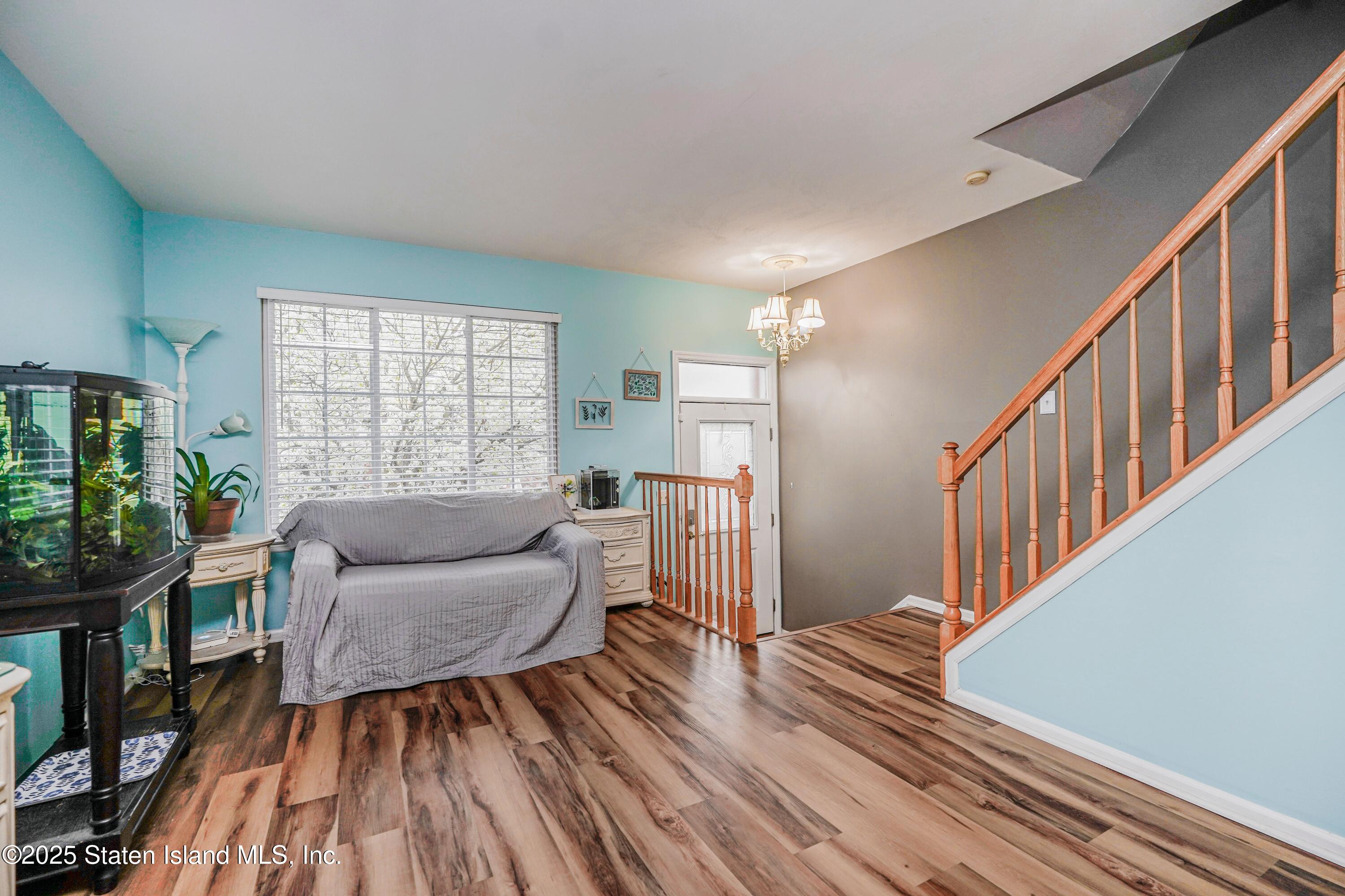 15 Knight Loop Staten Island, NY 10306 - Photo 3 of 30 Knight 19