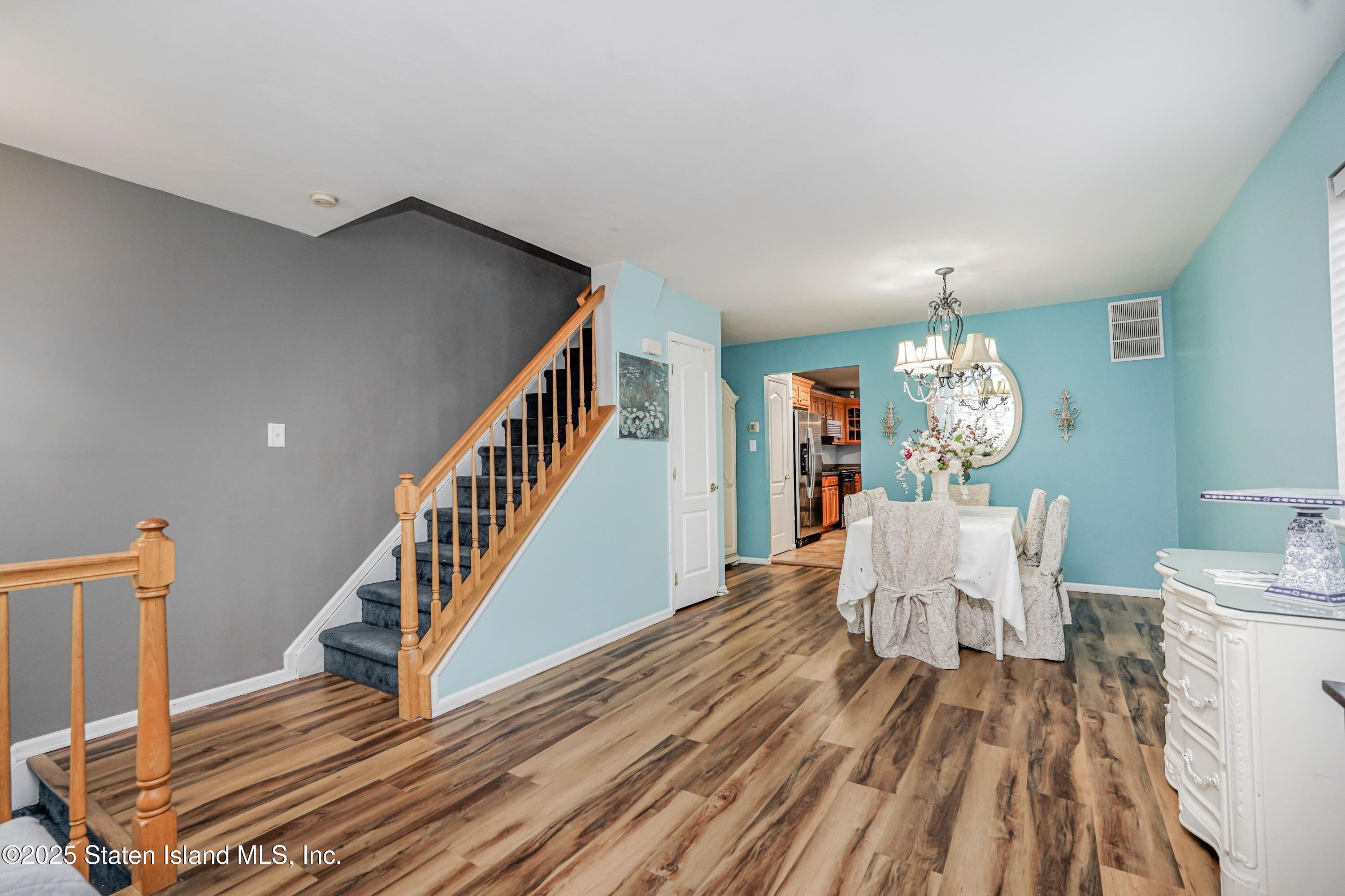 15 Knight Loop Staten Island, NY 10306 - Photo 6 of 30 Knight 17