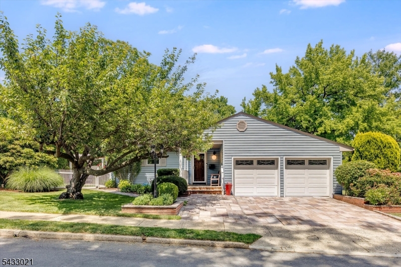 1 Forest Road Maplewood, NJ 07040 - Photo 4 of 29