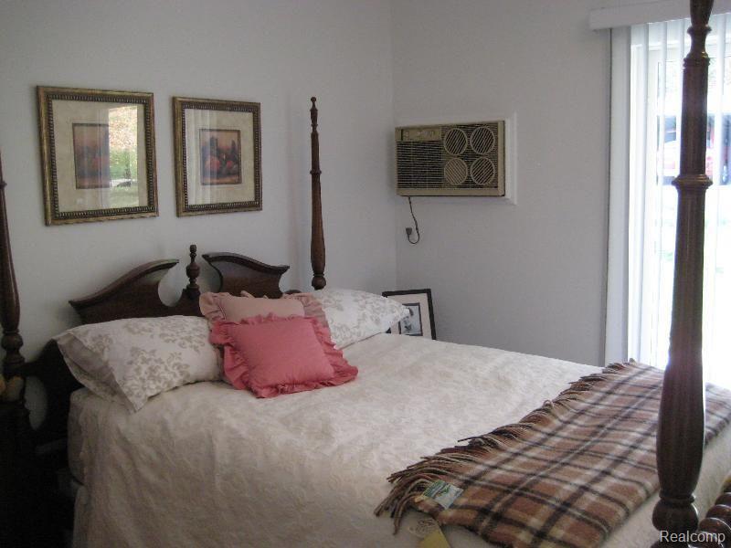 419 Prospect Street, Unit 102 Romeo, MI 48065 - Photo 8 of 12 Bedroom