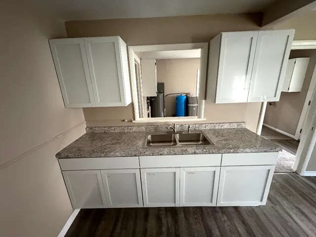 $1,295 | 5115 Maple Hill Drive, McHenry, IL 60050