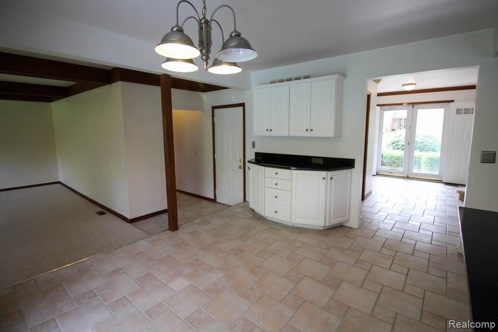 622 Snowmass Drive Rochester Hills, MI 48309 - Photo 7 of 28