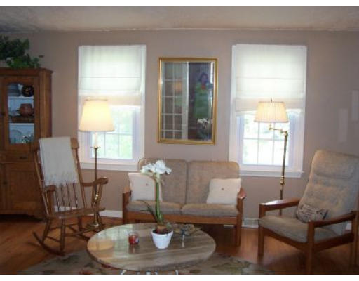36 Debora Road North Attleboro, MA 02760 - Photo 8 of 16 Gallery Image 8