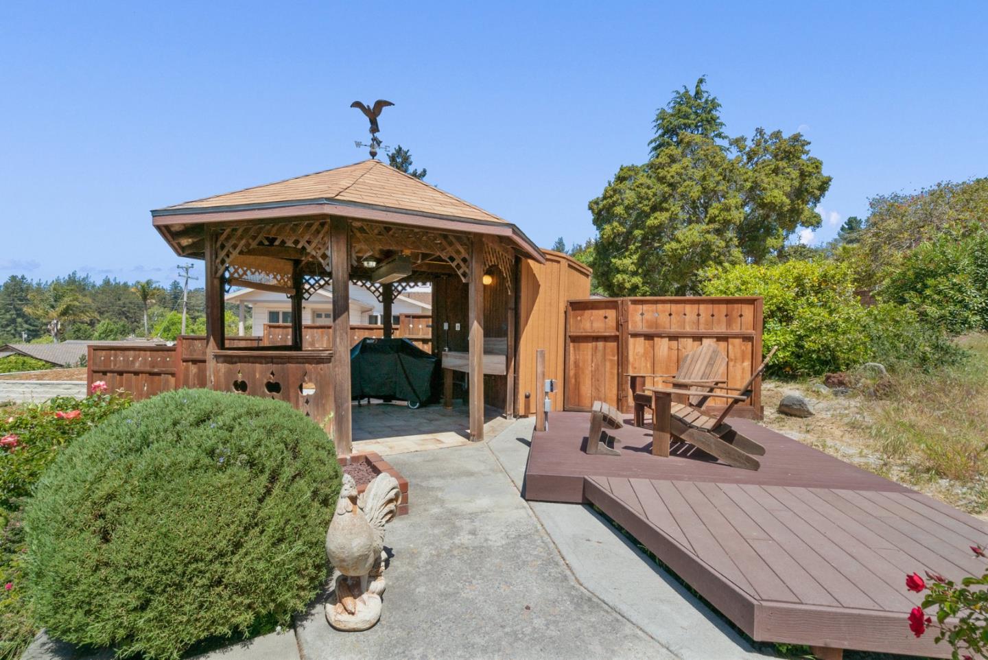 380 Sims Road Santa Cruz, CA 95060 - Photo 51 of 72 a view of a terrace with sitting area