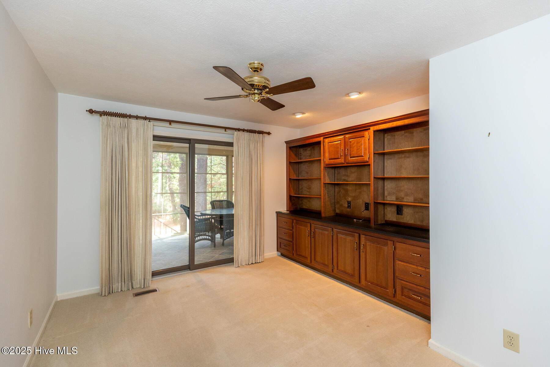 2 Parson Road Pinehurst, NC 28374 - Photo 25 of 37 office1