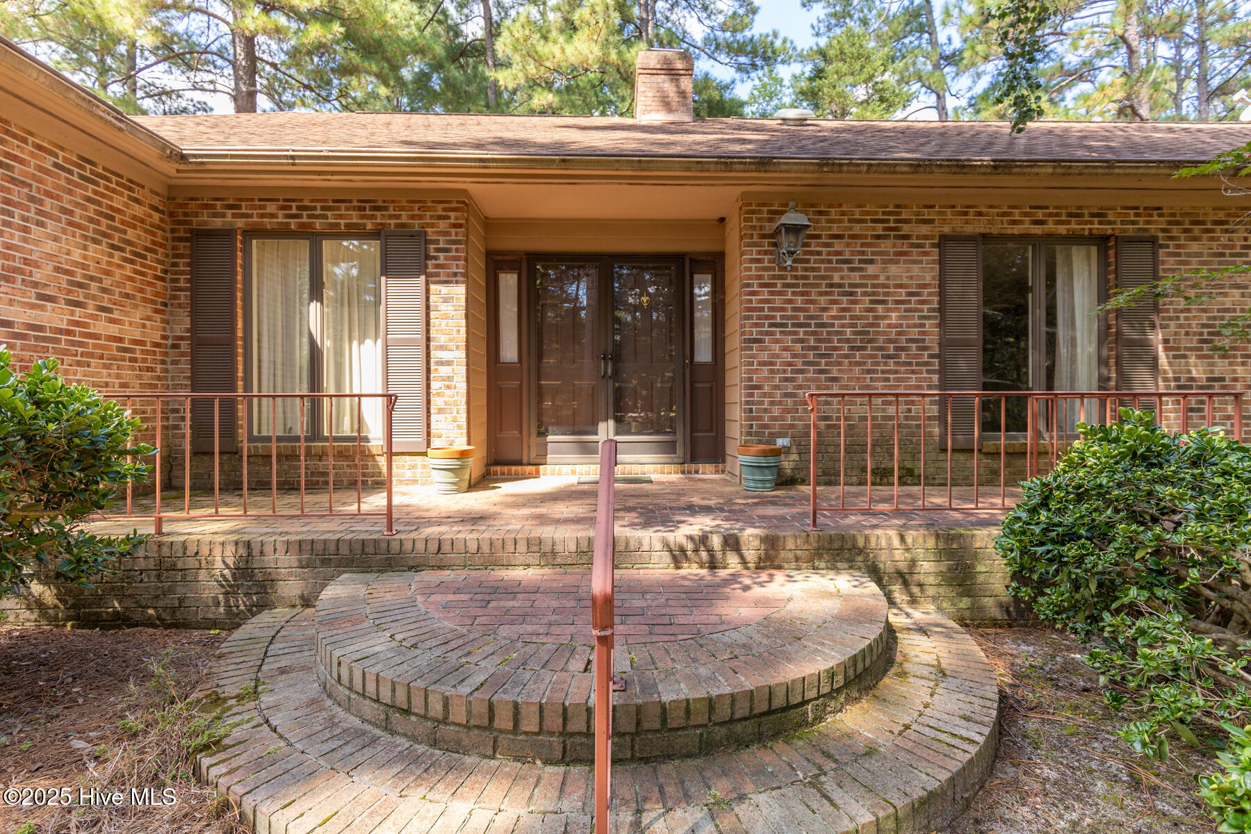 2 Parson Road Pinehurst, NC 28374 - Photo 2 of 37 front entry(2)