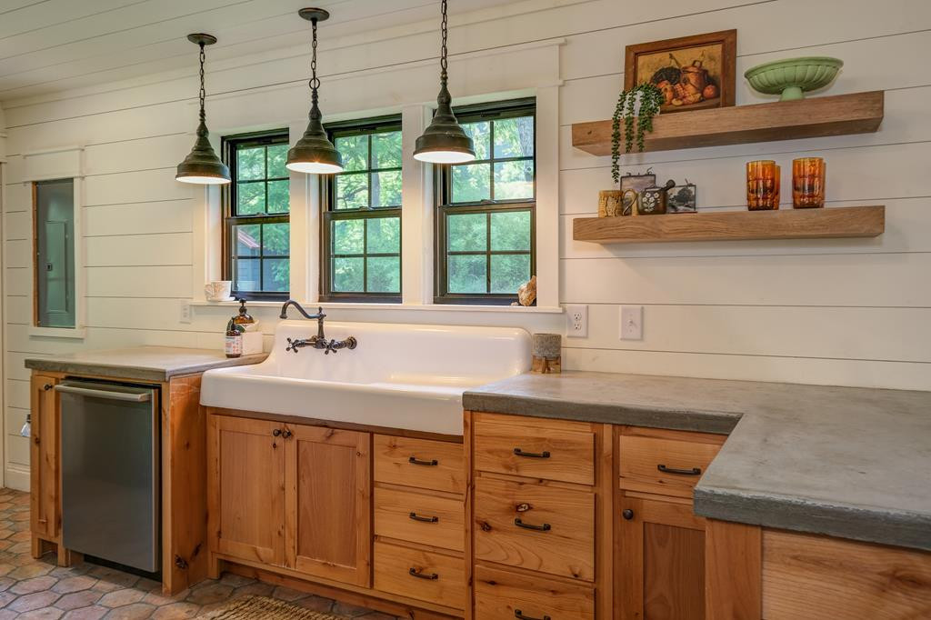 605 Shoal Creek Road Murphy, NC 28906 - Photo 17 of 75 Gallery Image 17