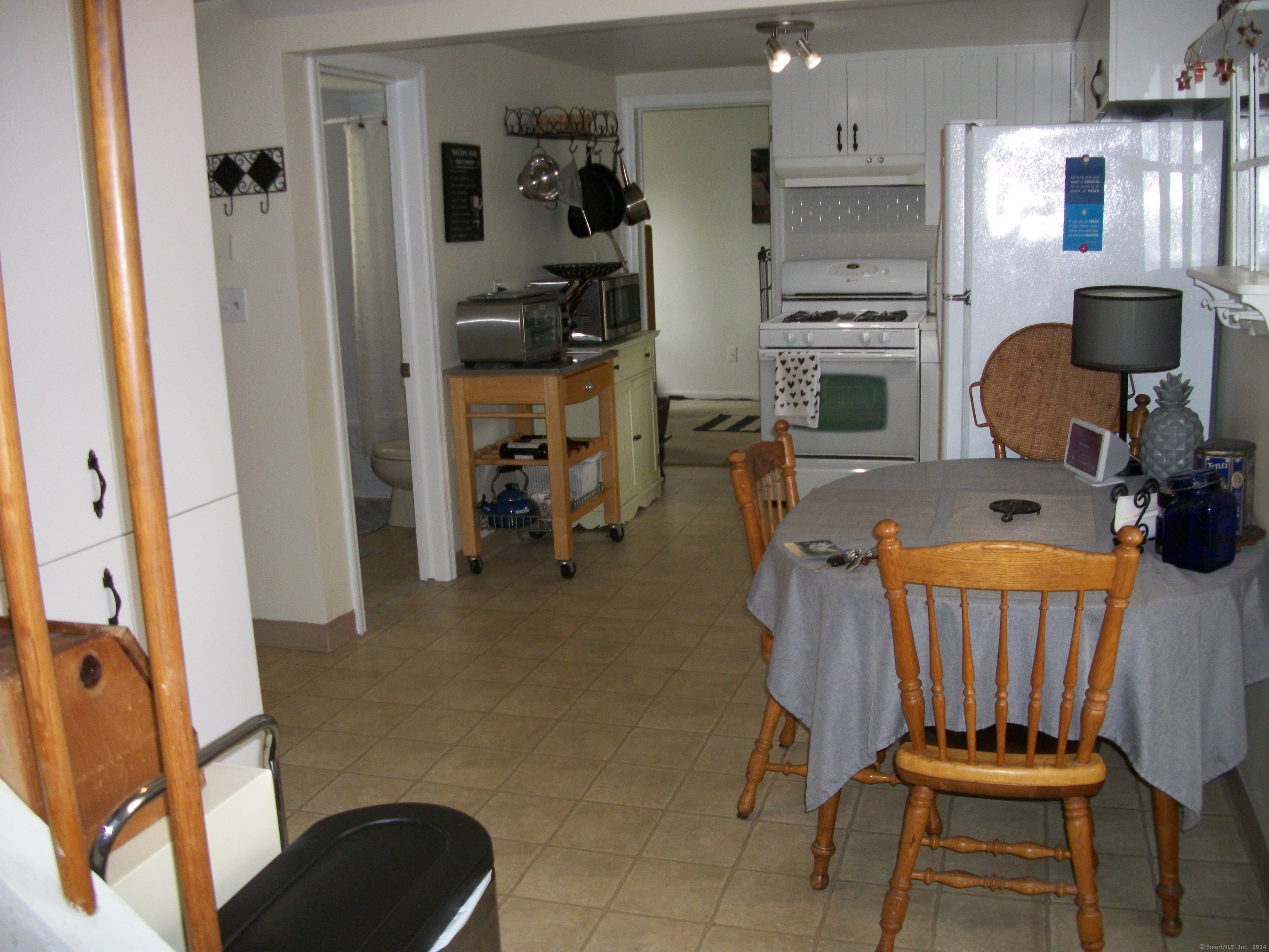 164 Belltown Road Stamford, CT 06905 - Photo 14 of 26