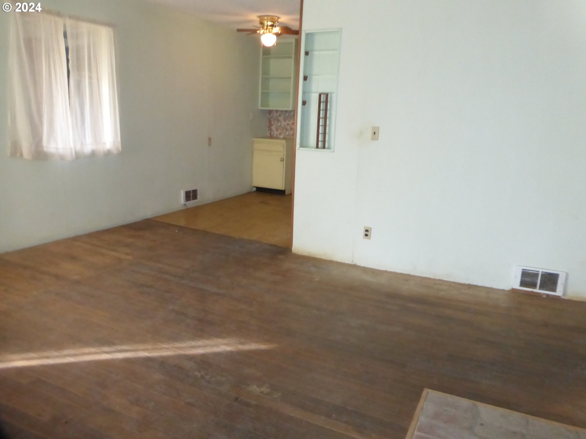 699 South 22nd Street Reedsport, OR 97467 - Photo 4 of 12 Gallery Image 4