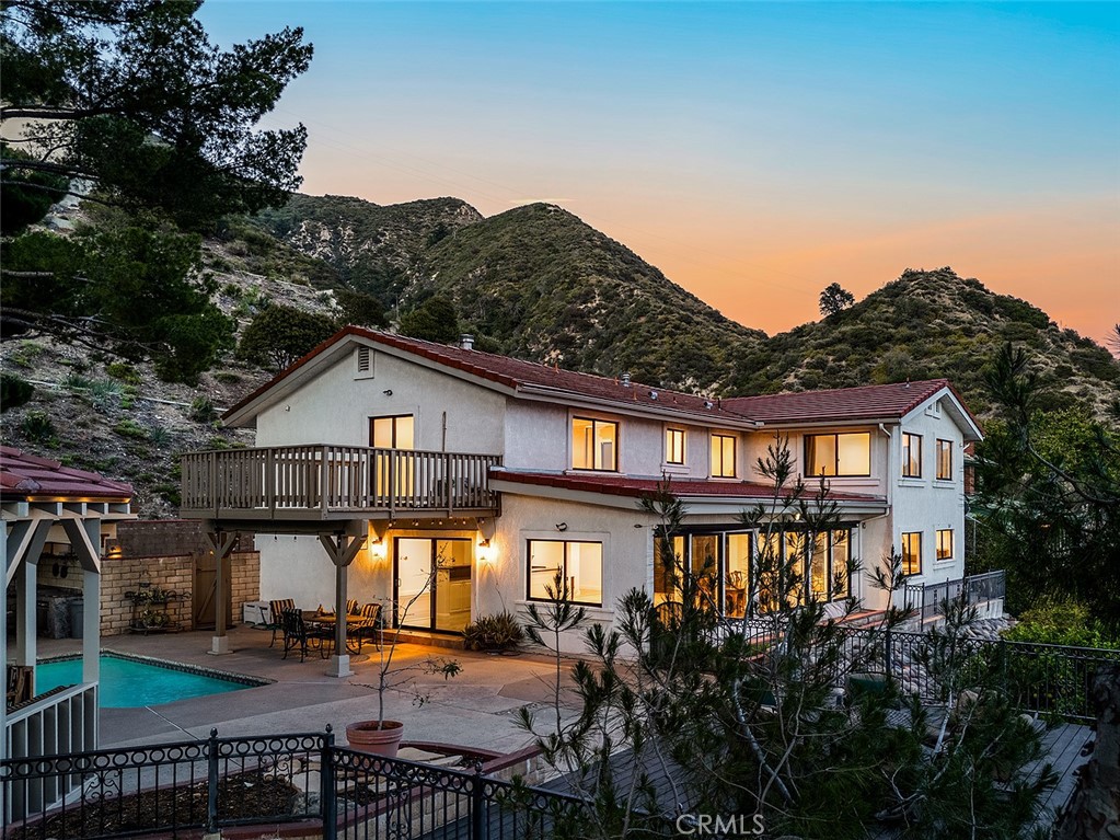 5660 Pine Cone Road La Crescenta, CA 91214 - Photo 1 of 40