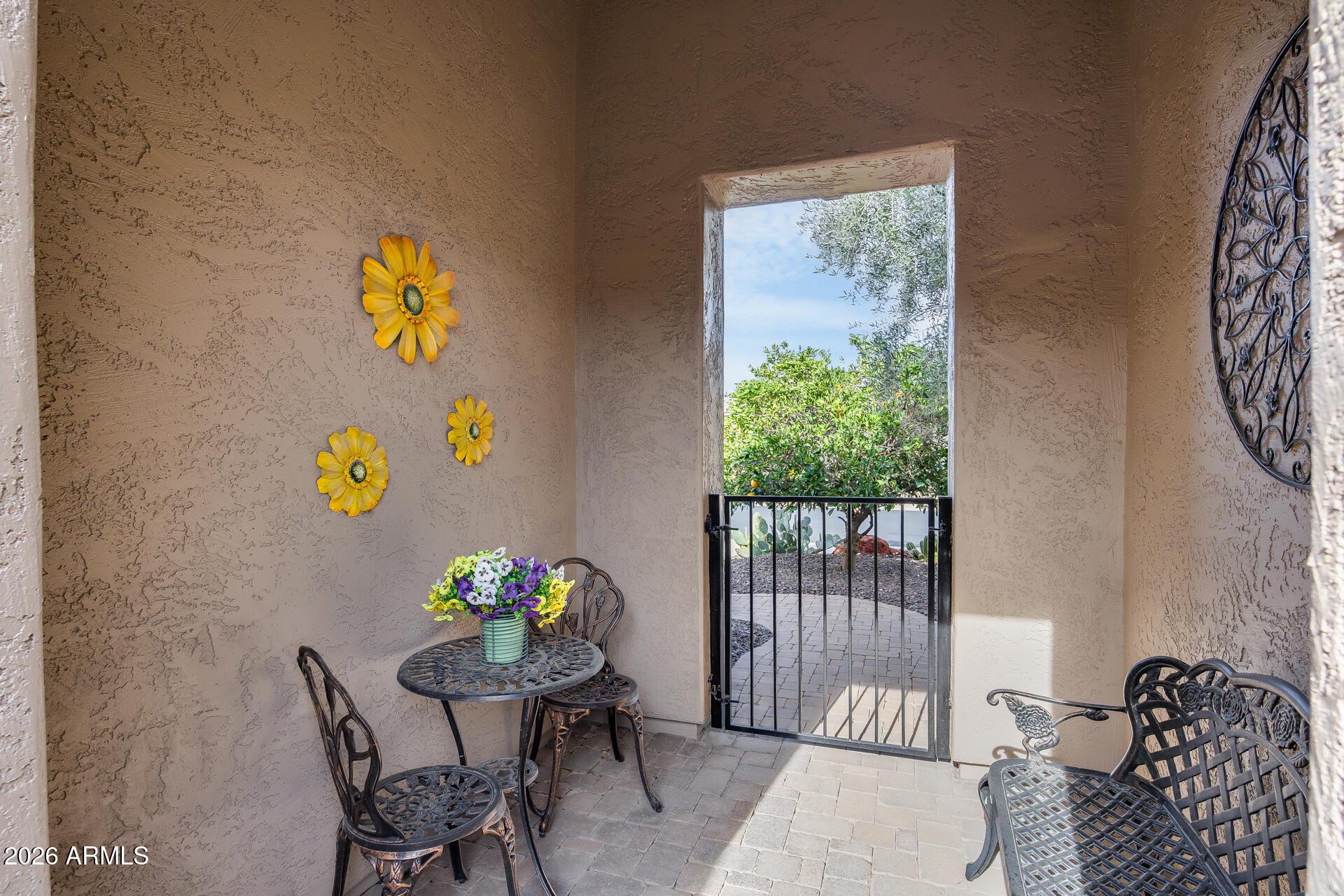 13055 West Cliffrose Road Peoria, AZ 85383 - Photo 2 of 52 7